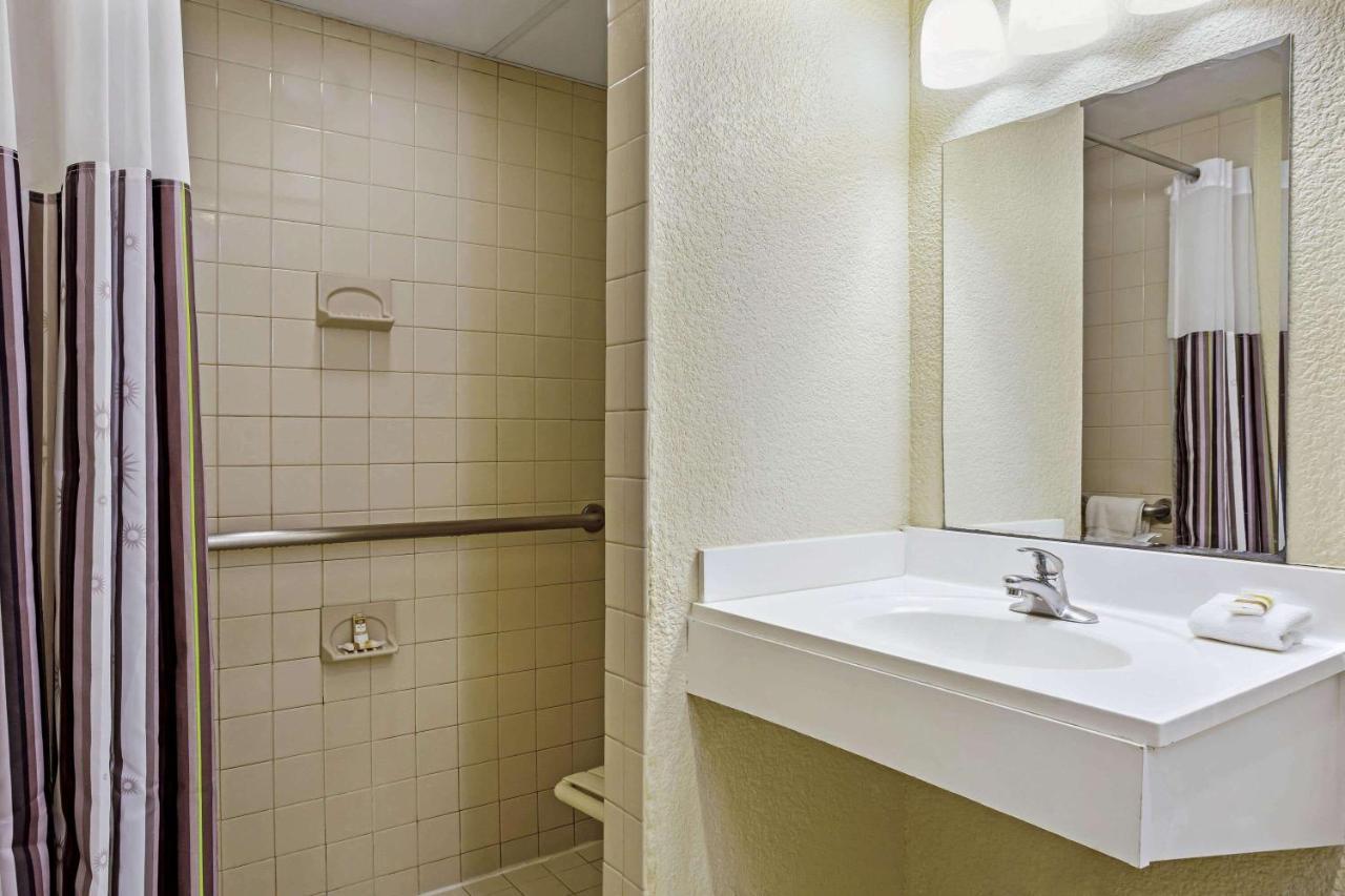 La Quinta By Wyndham Armonk Westchester Cnty Apt Exterior foto